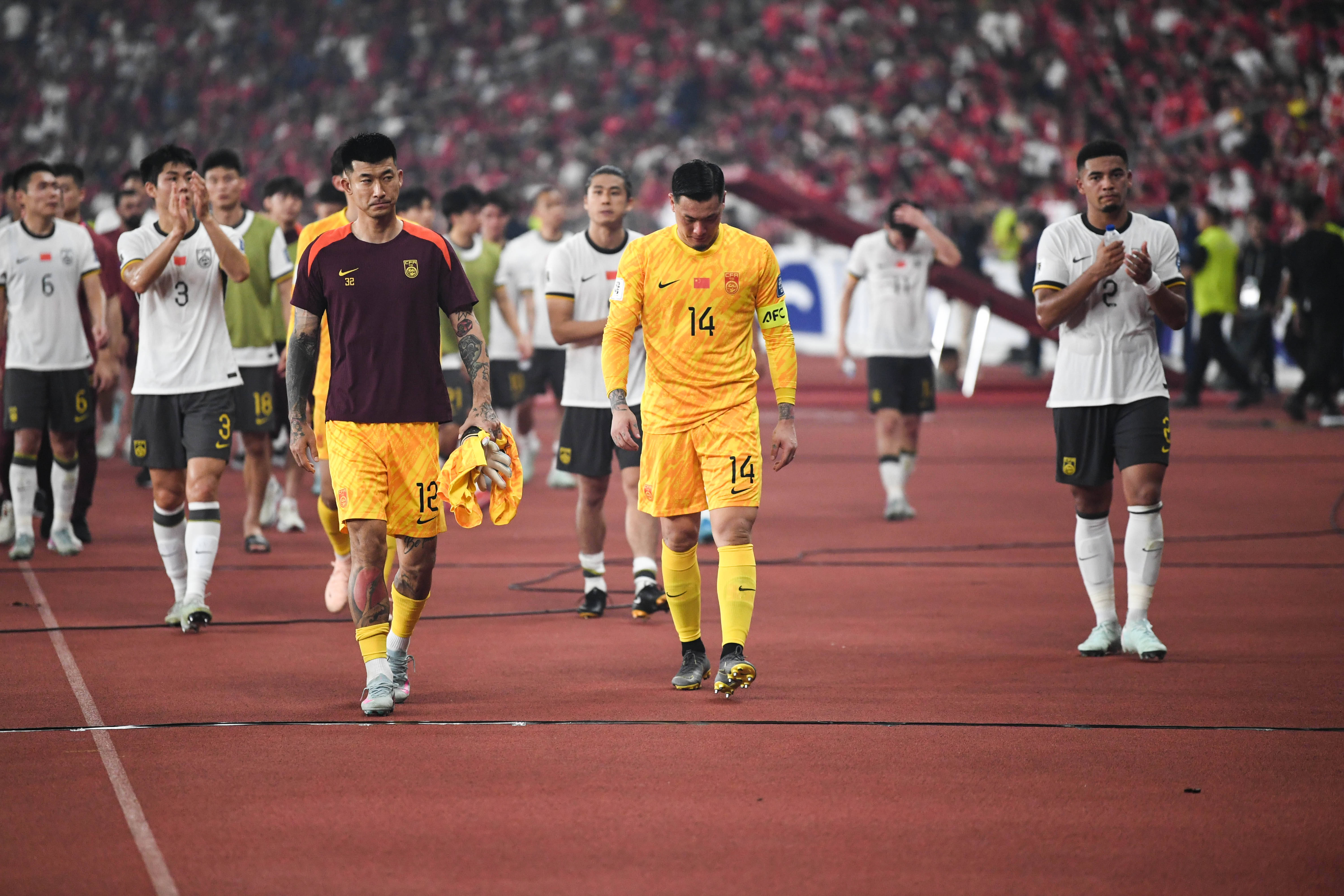 冲刺阶段莱比锡备战意甲，遗憾出局细节曝光，赛场秩序良好，资深球员宣示担当的简单介绍