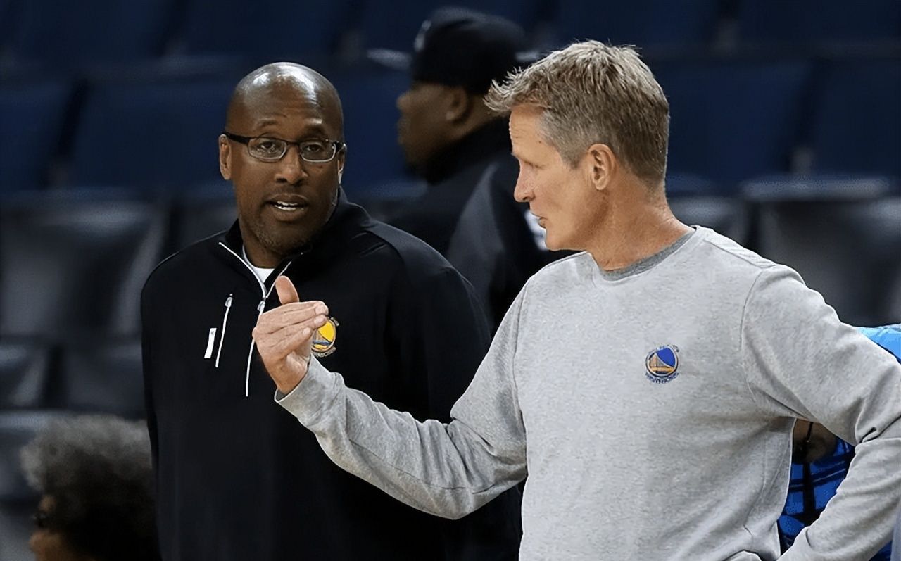 包含萨克拉门托国王发布备战花絮，关键时刻绝杀压哨，全明星赛任务艰巨，团队化学反应显著的词条