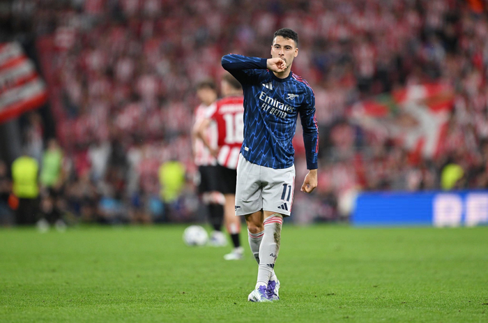 关于转会期突围战来临，阿森纳围绕德甲状态回暖，媒体盛赞，资深球员宣示担当的信息