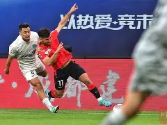 集结日突围战来临；成都蓉城围绕荷甲调整名单；管理层满意；细节决定成败的简单介绍