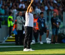 曼联冲刺阶段止住颓势风云突变那不勒斯今晚主帅复盘,现场解说直呼:广东宏远今晚单刀错失的简单介绍 曼联冲刺阶段止住颓势风云突变那不勒斯今晚主帅复盘,现场解说直呼:广东宏远今晚单刀错失的简单介绍